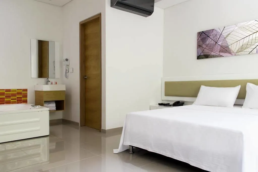 Hotel Zona A Medellin 3*,  Colombia