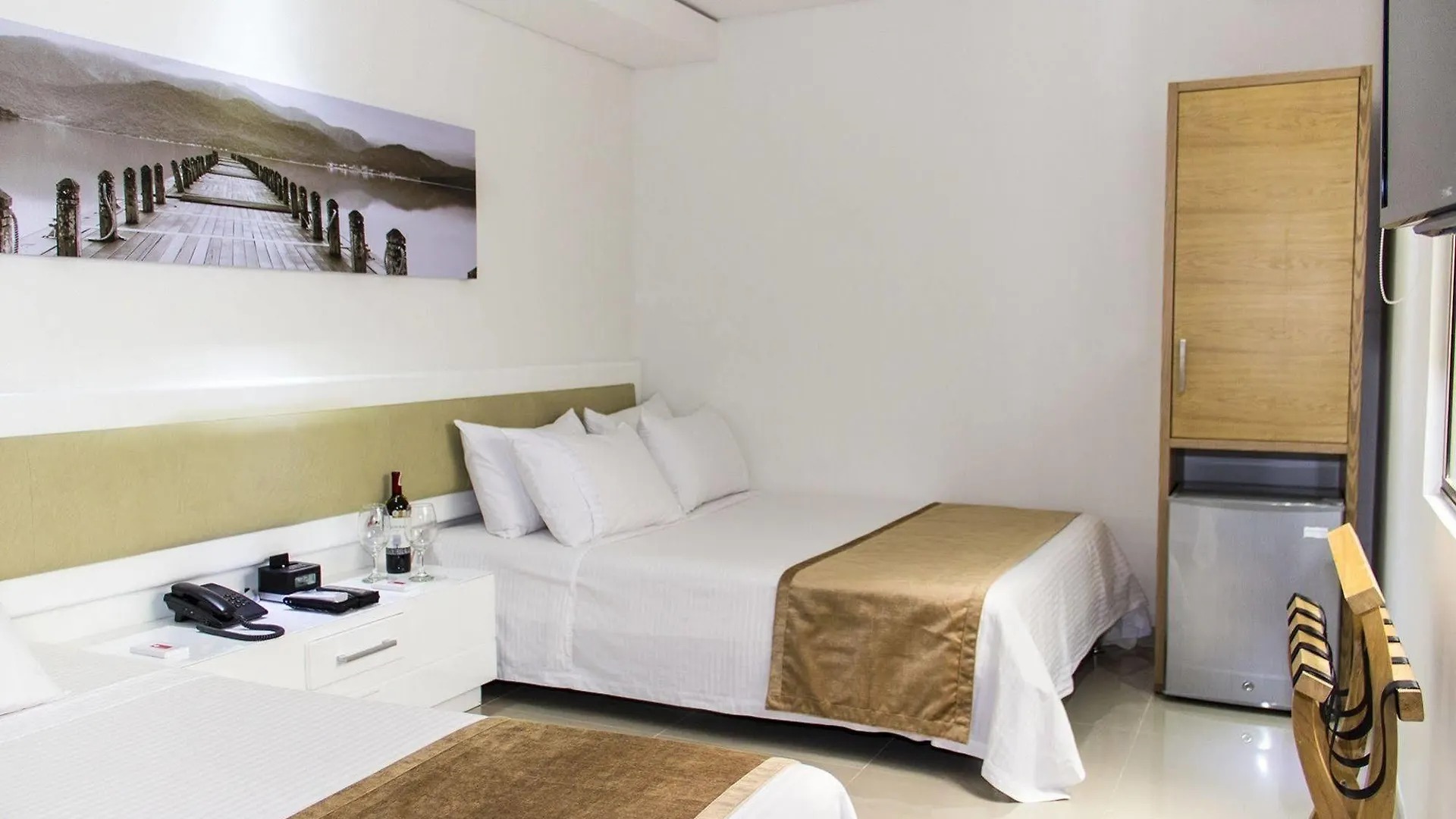 ***  Hotel Zona A Medellin Colombia